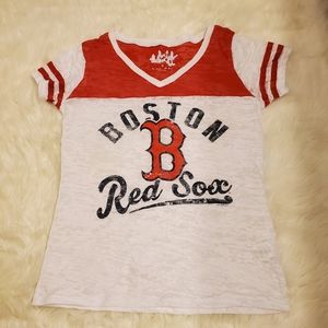Juniors sz medium boston red Sox shirt